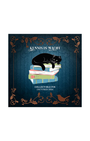 Bookish pin 'Bookish cat'