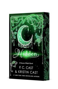 Hidden (Deluxe Edition) - 9781250447210