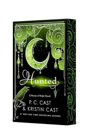 Hunted (Deluxe Edition) - 9781250447142